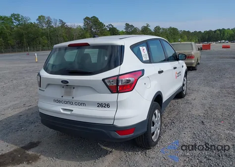 2017 Ford Escape S z USA, uszkodzony, nr VIN 1FMCU0F77HUD95185